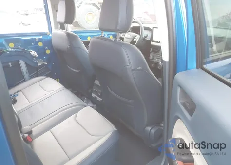 2025 Ford Maverick Lariat from USA, damaged, VIN 3FTTW8SA7SRB04326